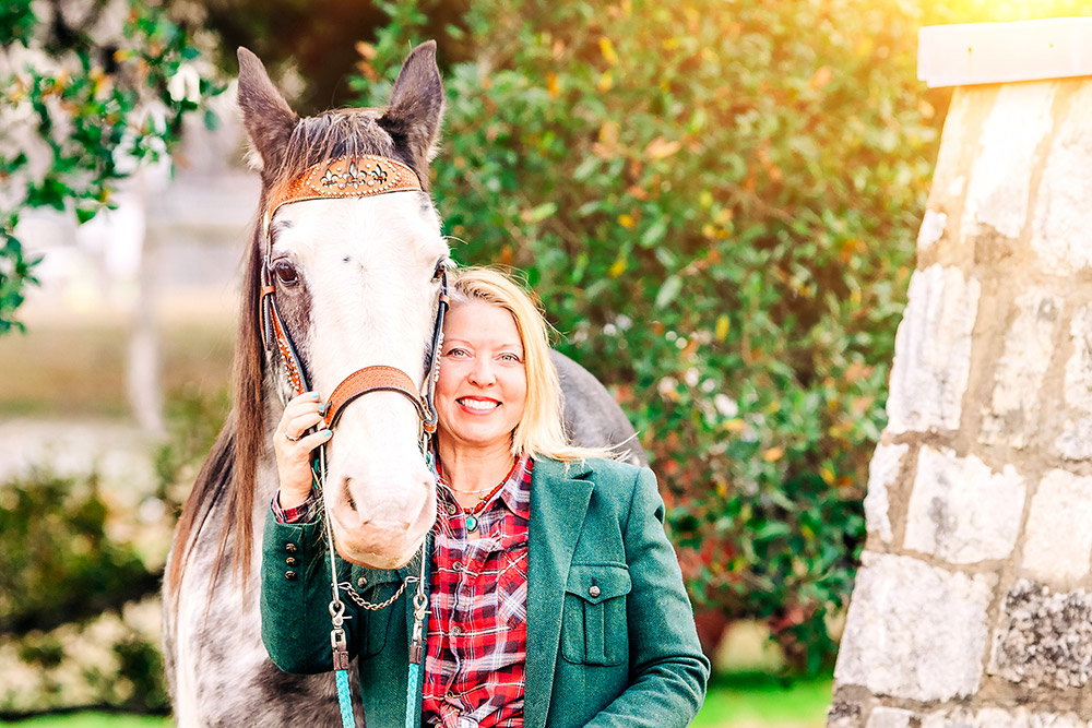 woman and horse in san antonio texas